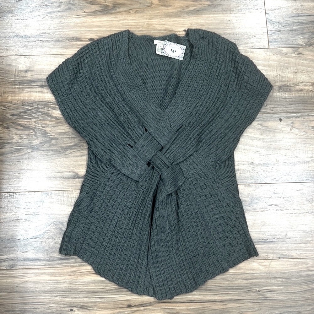 ESCIO | grey basketweave/braid S/S sweater UNIQUE